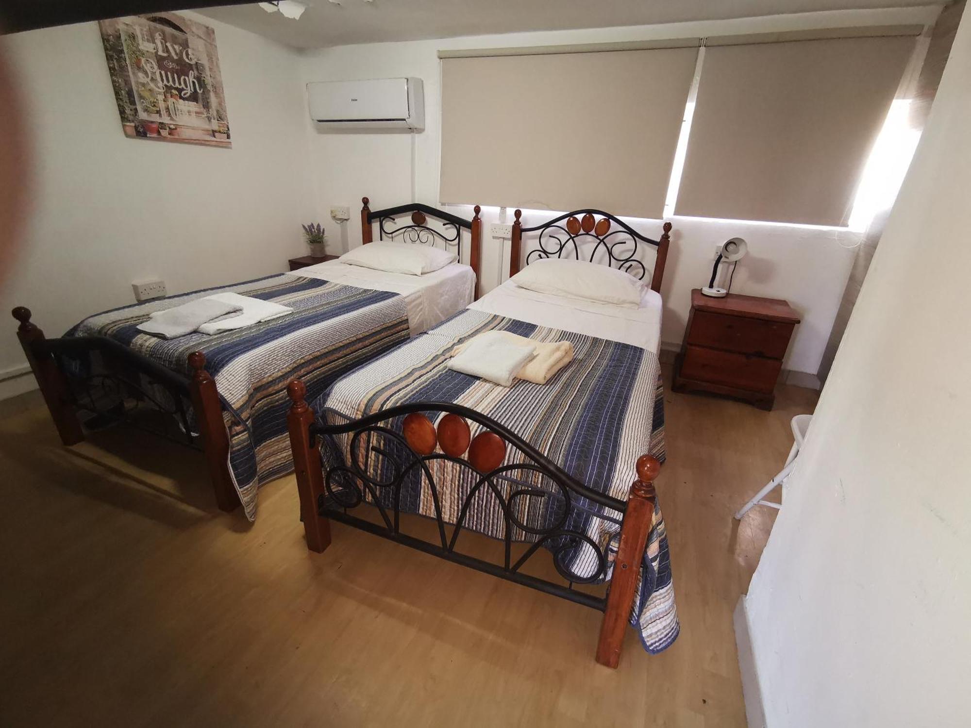 Strovolos Rooms Studios Никосия Номер фото