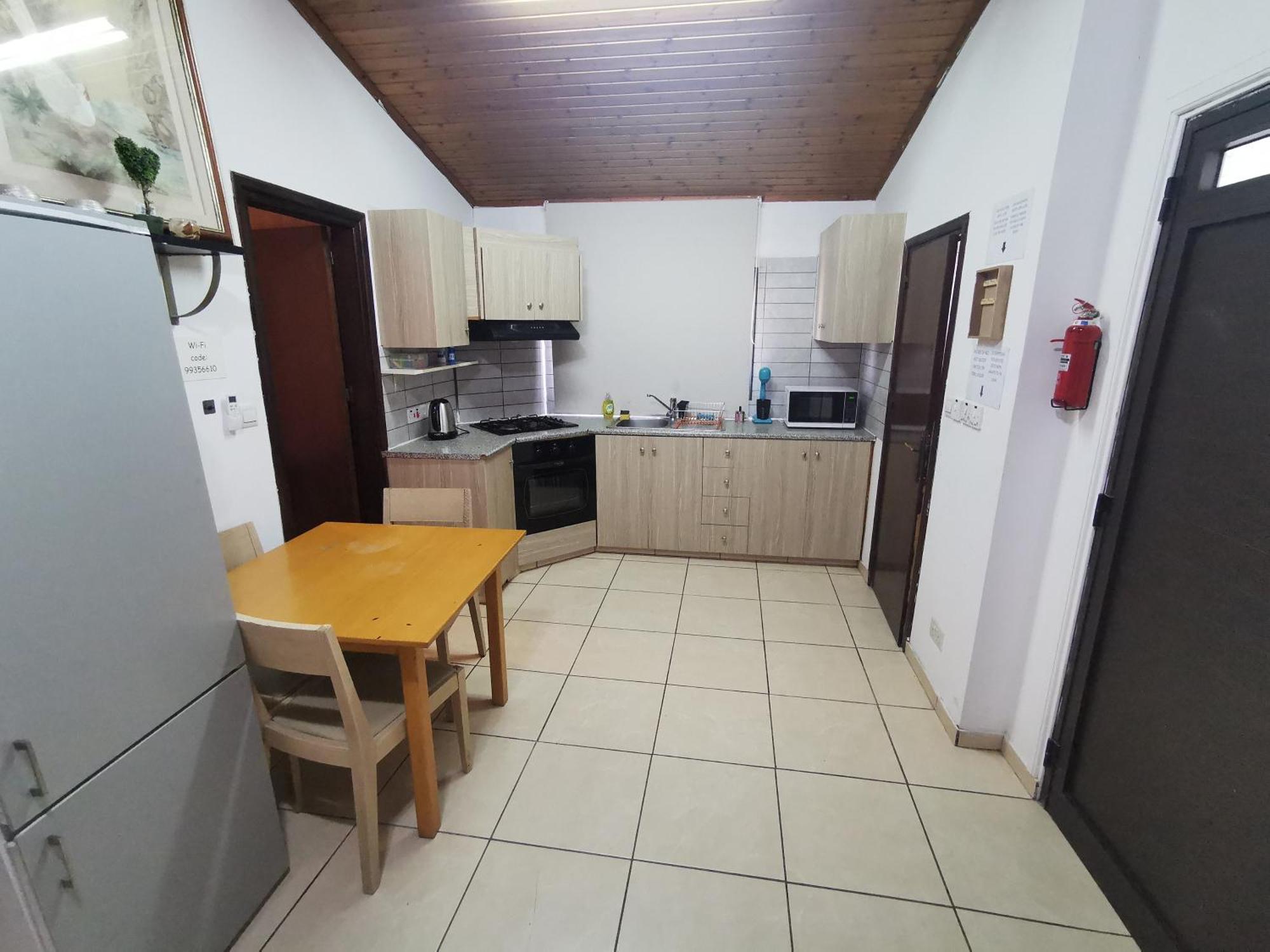 Strovolos Rooms Studios Никосия Номер фото